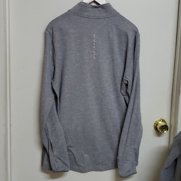 Nike sweater - Picture 6 of 8